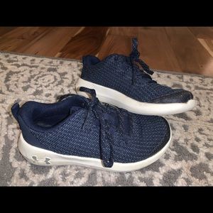 Boys UA Tennis Shoes